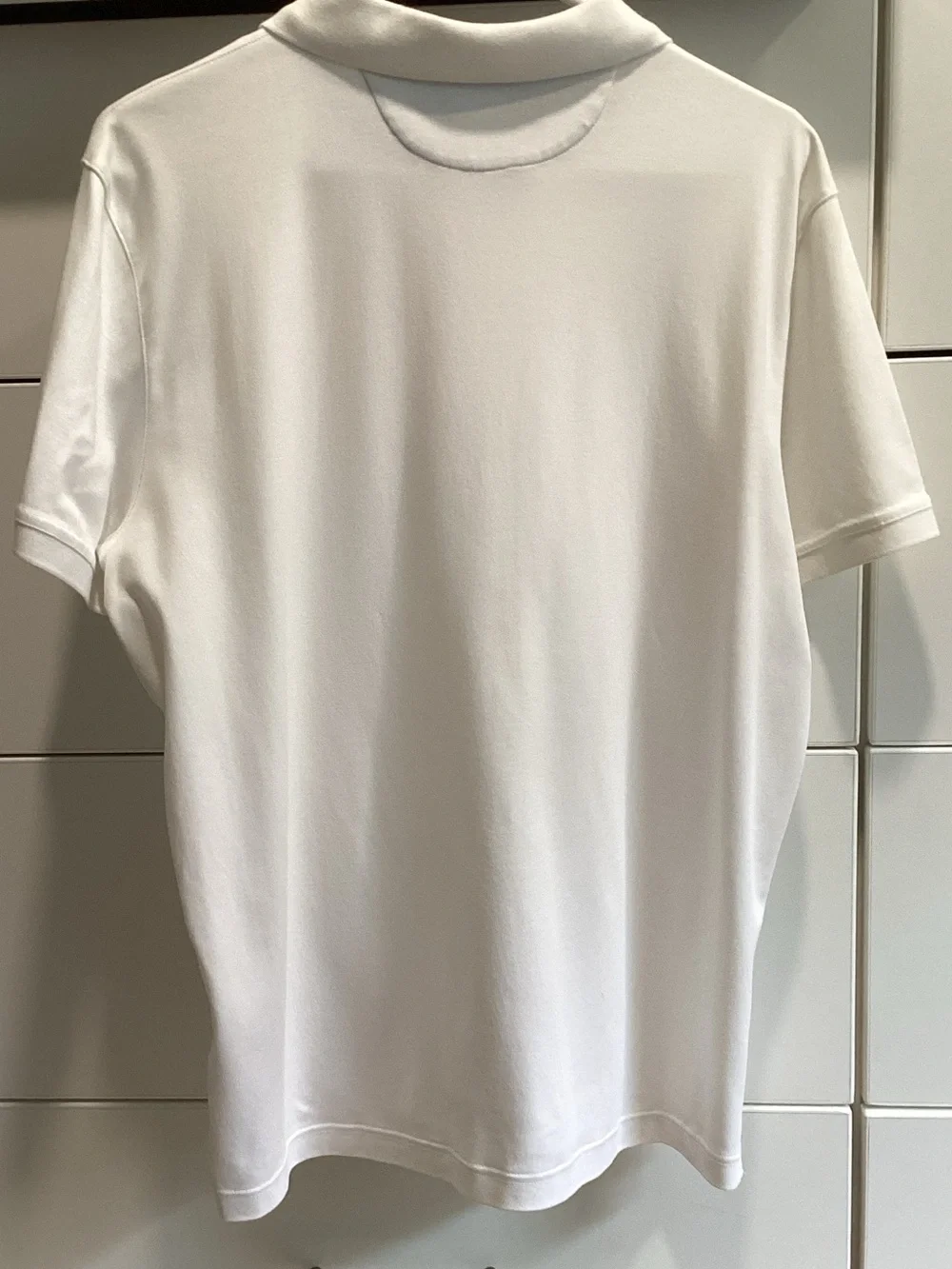Banana Republic Men’s White Polo Shirt - Minimalist Short Sleeve